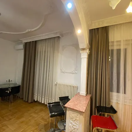 Apartment & And Center