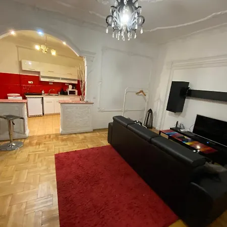 Apartament & And Center *